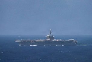 মধ্যপ্রাচ্যে মোতায়েন যুক্তরাষ্ট্রের শক্তিশালী ক্যারিয়ার স্ট্রাইক গ্রুপ ইউএসএস আব্রাহাম লিংকন