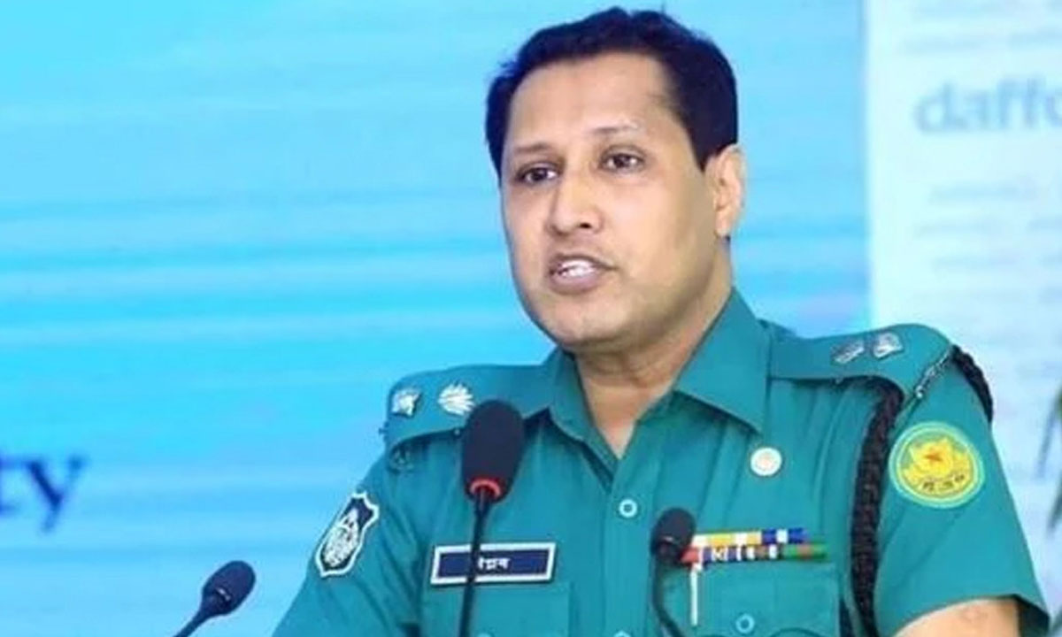 স্ত্রীসহ বিপ্লব কুমারের ব্যাংক হিসাব অবরুদ্ধের আদেশ