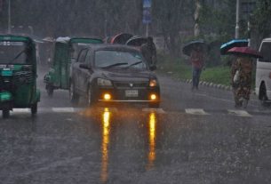 রাজশাহী, ঢাকা ও খুলনা বিভাগের কিছু এলাকায় হতে পারে বজ্রসহ বৃষ্টি