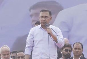 খুলনায় নির্বাচনী সভায় বিএনপি চেয়ারম্যান তারেক রহমান: “কোনো দল নারীদের ঘরে আটকে রাখতে চায়”