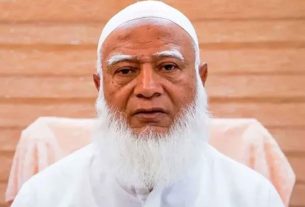 শহীদ মিনারে সাংবাদিকের প্রশ্নে জামায়াত আমির বললেন—‘এ প্রশ্ন আজকে কেন