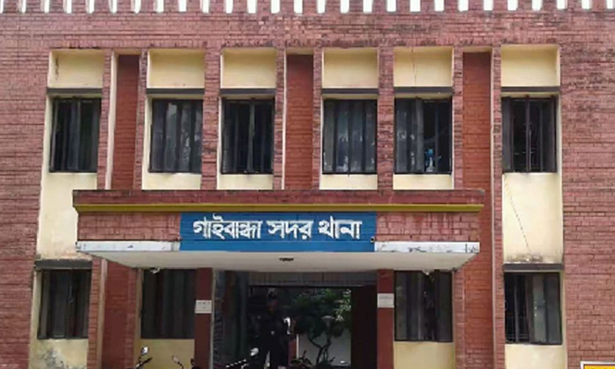 গাইবান্ধায় শয়নঘর থেকে গৃহবধূর ঝু'ল'ন্ত ম'র'দে'হ উ'দ্ধা'র