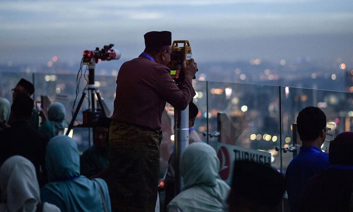 সৌদি আরবে রমজানের চাঁদ দেখা, আজ থেকে রোজা শুরু
