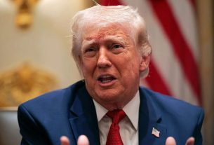 হরমুজ না খুলেই যু'দ্ধ শেষ করতে চান ট্রাম্প