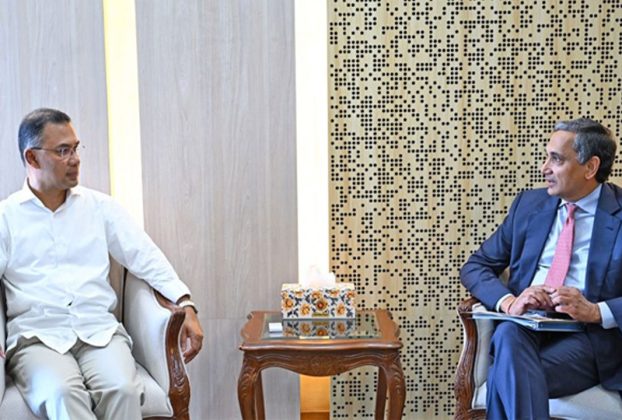 প্রধানমন্ত্রীর সঙ্গে আইএমএফ পরিচালকের সৌজন্য সাক্ষাৎ