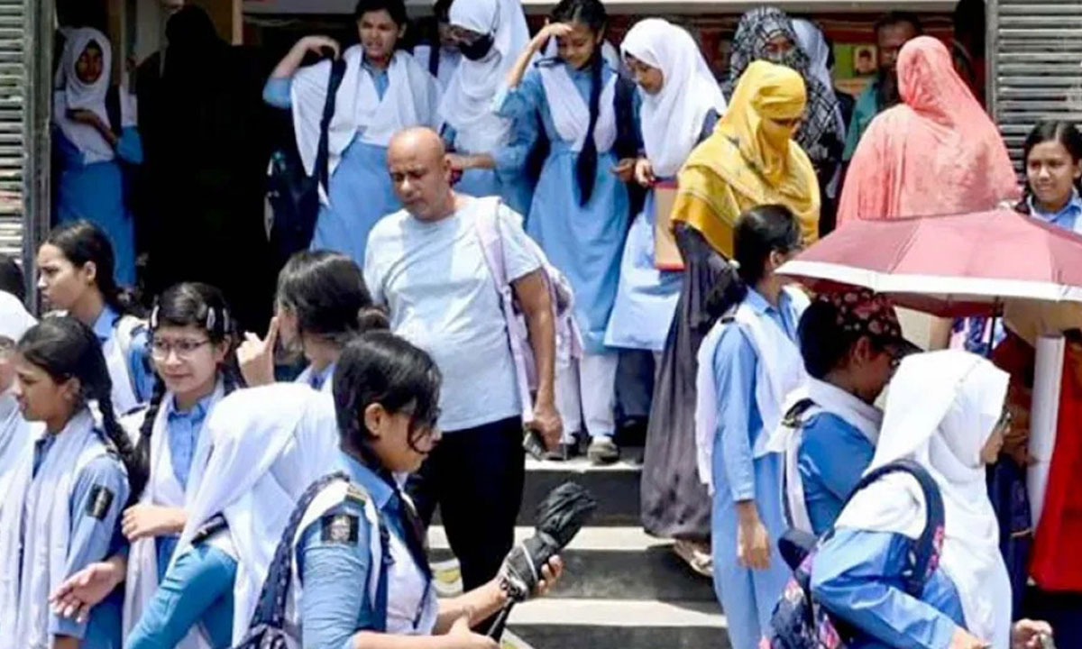 স্কুল-কলেজের ছুটি শেষে চলতে পারে অতিরিক্ত ক্লাস