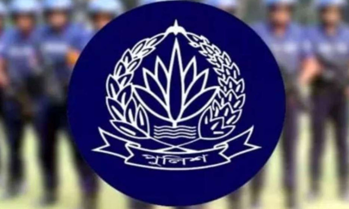 ১০ হাজার কনস্টেবল নেবে পুলিশ
