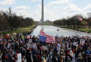 ট্রাম্পবিরোধী ‘নো কিংস’ আন্দোলনে উত্তাল যুক্তরাষ্ট্র