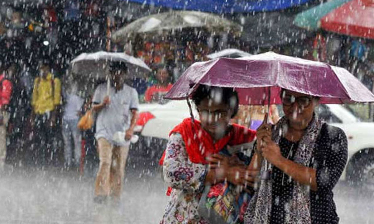 সারা দেশে আজও কম-বেশি বৃষ্টির আভাস