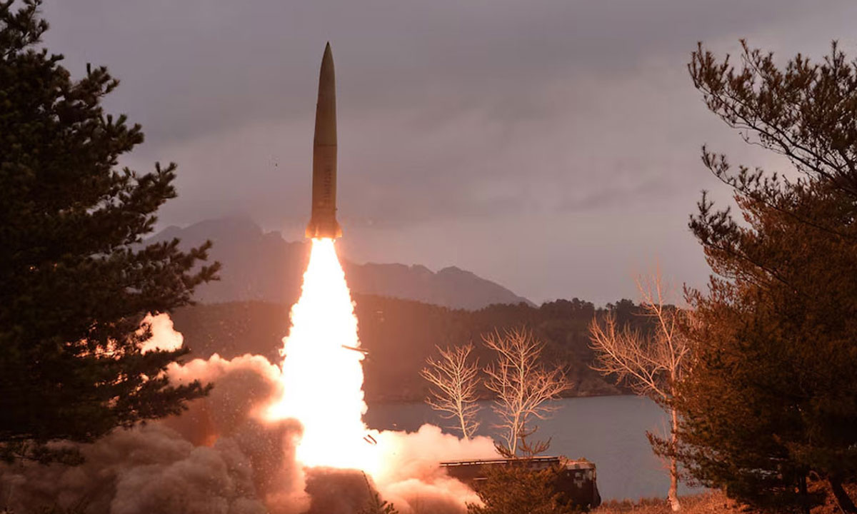 উত্তর কোরিয়ার প্রায় ১০ ব্যালিস্টিক ক্ষেপণাস্ত্র নিক্ষেপ