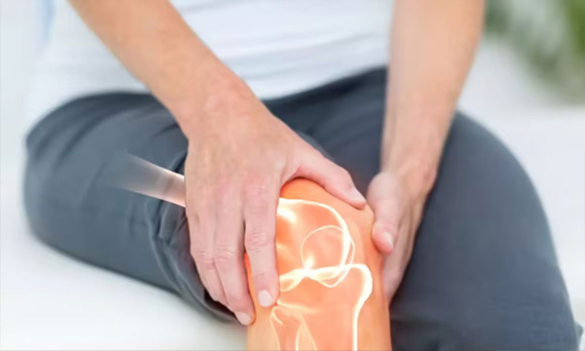 ধূমপান শুধু ফুসফুস নয়, নিঃশব্দে ক্ষতি করে হাড়েরও