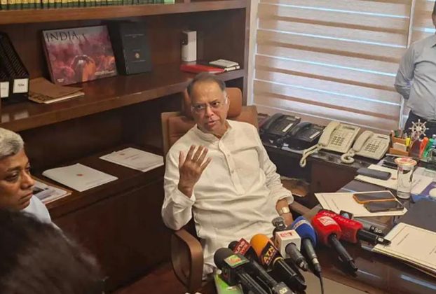 তেলের মজুদ পর্যাপ্ত রয়েছে : জ্বালানিমন্ত্রী