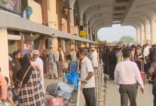 মধ্যপ্রাচ্যের আকাশসীমা বন্ধ, ২৭ ফ্লাইট বাতিল; ভোগান্তিতে প্রবাসী যাত্রীরা