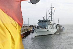 হরমুজ প্রণালিতে উত্তেজনা, মাইনসুইপারসহ জাহাজ পাঠাচ্ছে জার্মানি