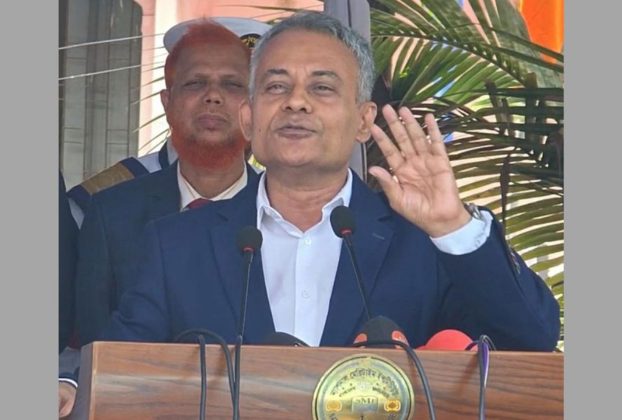 দেশে তেল সরবরাহ স্বাভাবিক, অসাধুচক্র কৃত্রিম সংকট তৈরি করছে : নৌপরিবহনমন্ত্রী