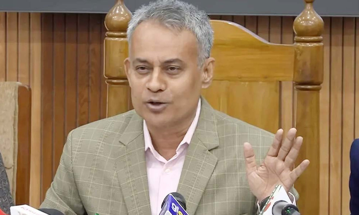 নির্ধারিত বাসভাড়া না মানলে শক্ত ব্যবস্থা নেওয়ার হুঁশিয়ারি সড়ক মন্ত্রীর