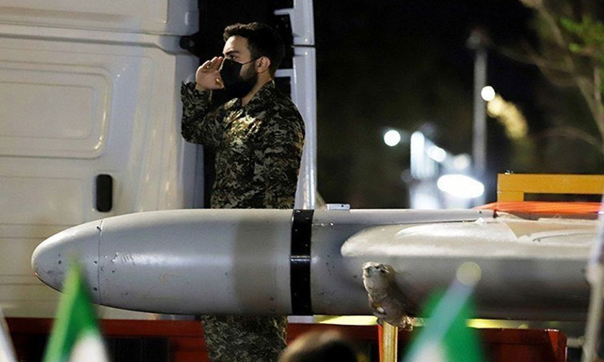 ইরানে ‘শাহেদ-১৩৬’ ড্রোন প্রদর্শন, যুক্তরাষ্ট্রের সঙ্গে প্রকাশ্য আলোচনায় অনাগ্রহ