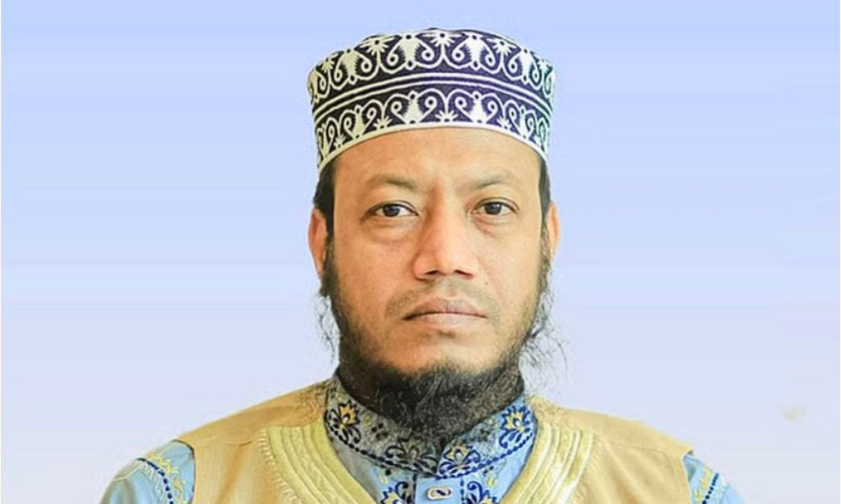 আমির হামজার বিরুদ্ধে গ্রে'প্তা'রি পরোয়ানা