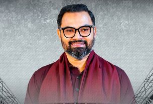 স্টেডিয়াম পরিদর্শনে বগুড়া ও টাঙ্গাইল যাচ্ছেন ক্রীড়া প্রতিমন্ত্রী