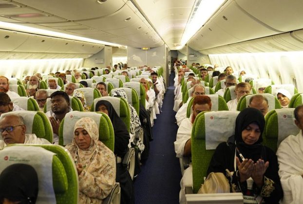 প্রথম হজ ফ্লাইটে সৌদি আরবে ৪১৯ জন