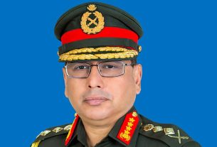 যুক্তরাষ্ট্র সফর শেষে দেশে ফিরেছেন বাংলাদেশ সেনাপ্রধান