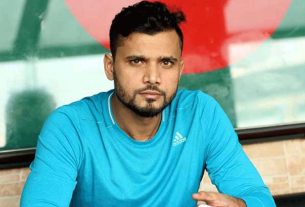 ‘আমি মারা গেলে লাশটা নড়াইলে নিও না’—মাশরাফিকে নিয়ে আবেগঘন মন্তব্য বাবার