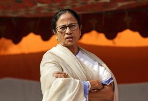 পশ্চিমবঙ্গ ভোট গণনা শুরু: ভবানীপুরে এগিয়ে মমতা, রাজ্যজুড়ে তীব্র লড়াই