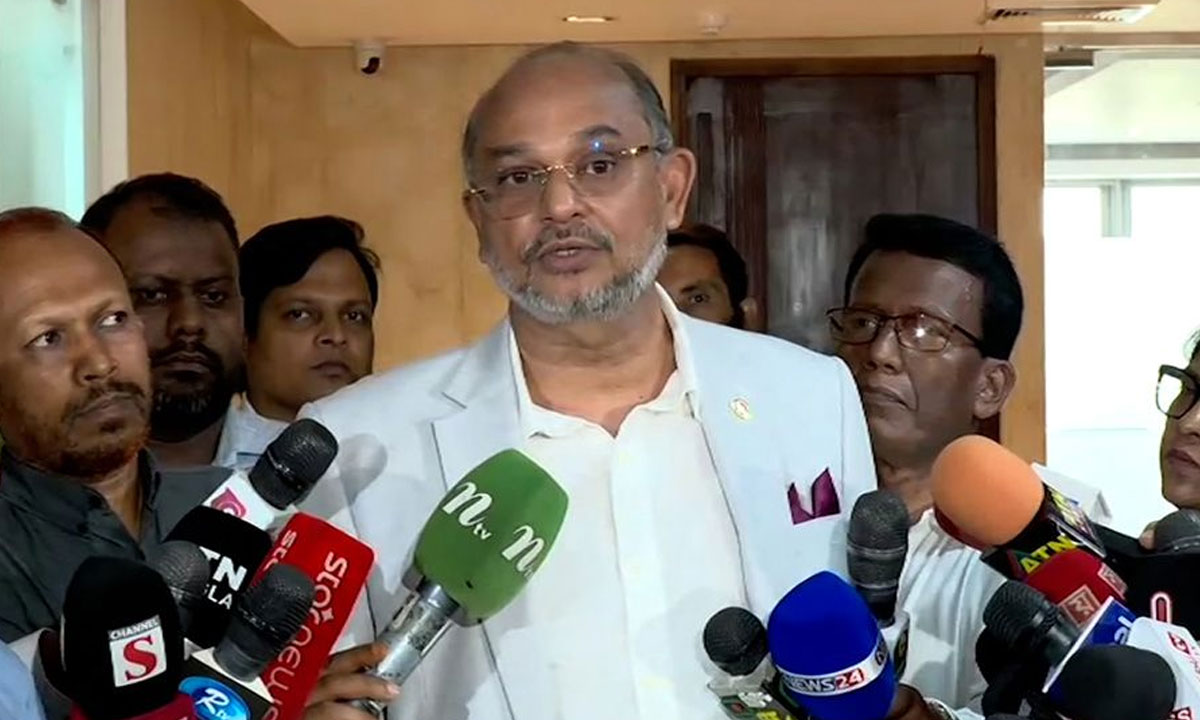 যুক্তরাষ্ট্রের সঙ্গে চুক্তির প্রতি শ্রদ্ধাবোধ থাকা প্রয়োজন: প্রধানমন্ত্রীর অর্থ উপদেষ্টা