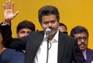 তামিলনাড়ুর মুখ্যমন্ত্রী হিসেবে শপথ নিলেন অভিনেতা থালাপতি বিজয়