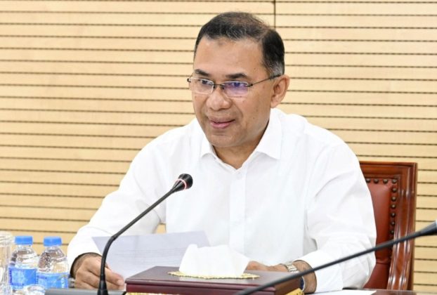 বিনিয়োগ বাড়াতে প্রকল্প অনুমোদন সহজ করার নির্দেশ প্রধানমন্ত্রীর, বন্ধ কারখানায় সহায়তার আশ্বাস