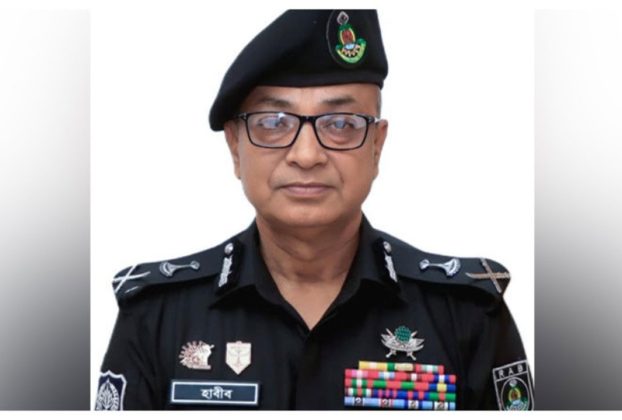 কোরবানির হাটে নগদের বদলে কার্ডে লেনদেনের আহ্বান র‌্যাব ডিজির