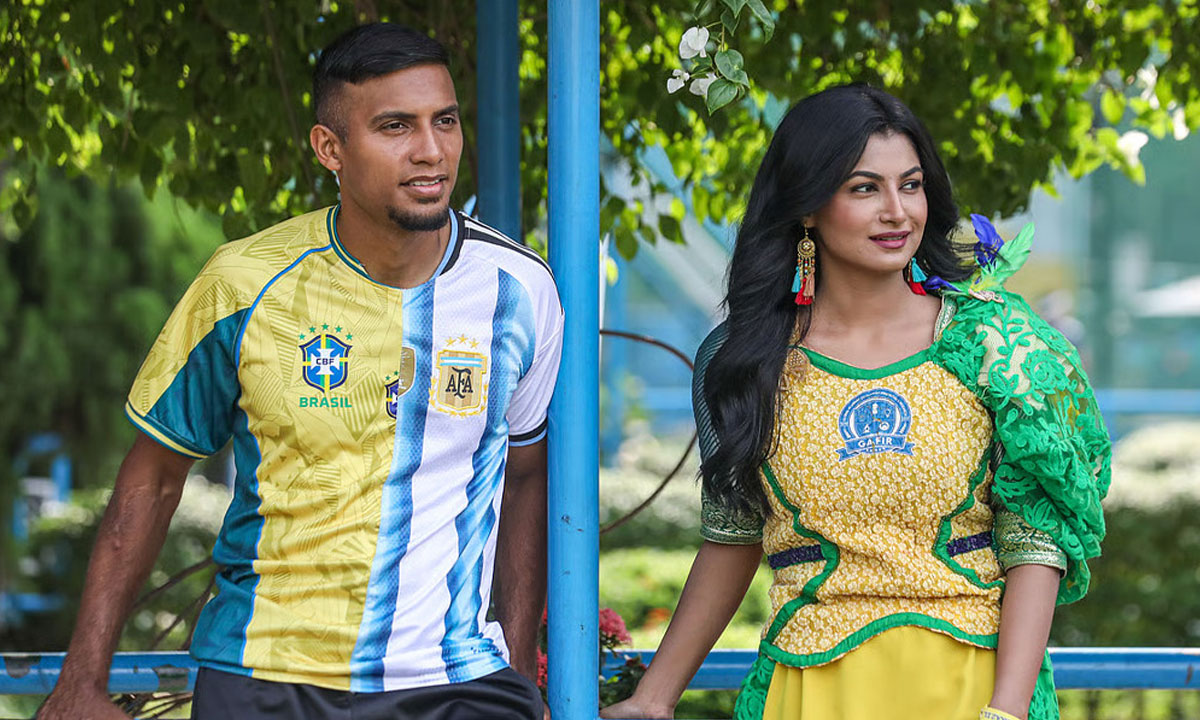 ফুটবল মাঠ থেকে এবার অভিনয়ে জামাল ভূঁইয়া