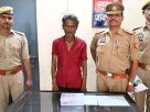 ভারতে প্রেমের বিয়ে মেনে না নিয়ে থানার ভেতরেই মেয়েকে ছুরিকাঘাতে হত্যা করলেন বাবা