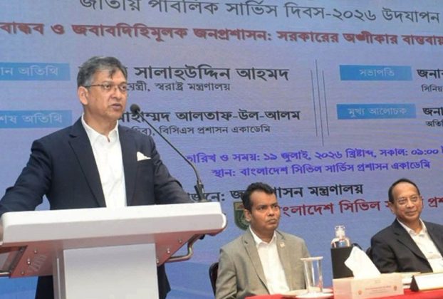 রাজনৈতিক পক্ষপাতমুক্ত থেকে জনগণের সেবায় কাজ করুন: স্বরাষ্ট্রমন্ত্রী