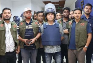 ভারতে পালানোর পথে যশোর সীমান্তে গ্রেপ্তার ডেভিড ইমন