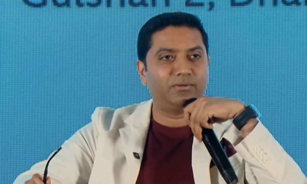 প্রযুক্তিকে ভয় নয়, ইতিবাচক ব্যবহারের আহ্বান প্রতিমন্ত্রী ববি হাজ্জাজের