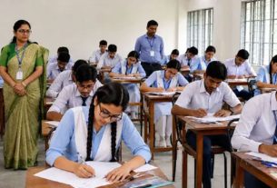 শুরু হলো এইচএসসি ও সমমানের পরীক্ষা, ১২ লাখ ৭০ হাজার পরীক্ষার্থী অংশগ্রহণ