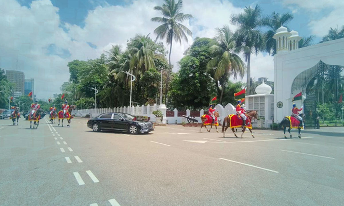 বঙ্গভবনে উঠলেন নতুন রাষ্ট্রপতি