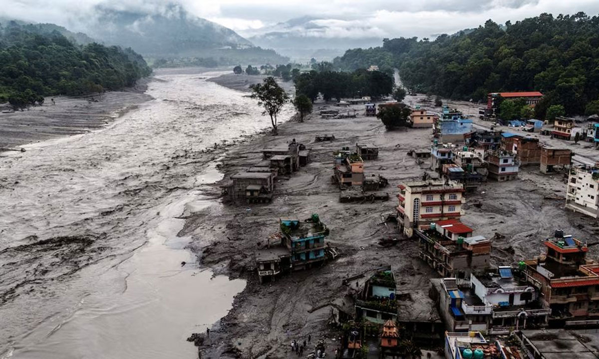 নেপালে ভয়াবহ বন্যা, নিখোঁজ দুই শতাধিক শিক্ষার্থী