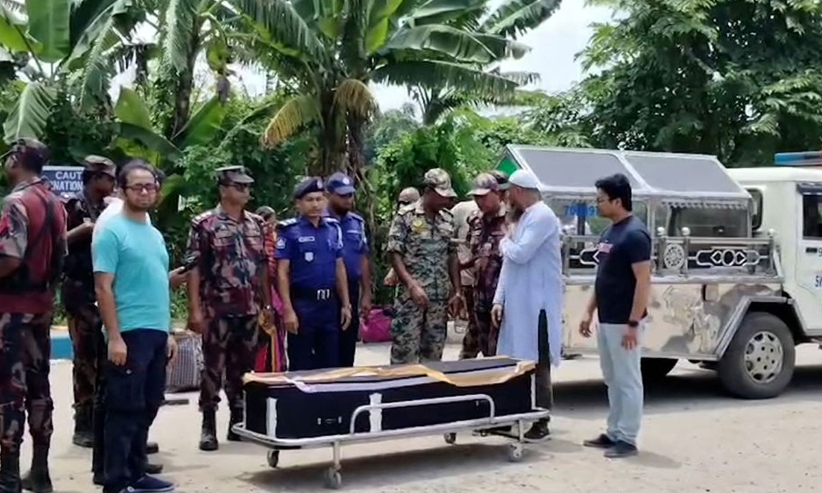 কলকাতার হোটেলে অগ্নিকাণ্ডে নিহত সাতক্ষীরার সাজুর মরদেহ দেশে পৌঁছেছে