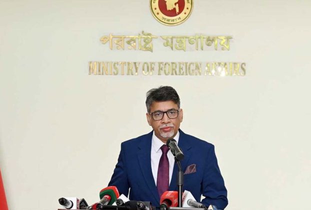 তারেক রহমানের ভারত সফরের আগে শেখ হাসিনাসহ পলাতক আসামিদের ফেরত চায় ঢাকা