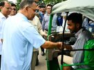 জুলাইযোদ্ধাদের সিএনজি-রিকশা উপহার প্রধানমন্ত্রীর