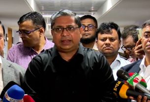 ২ লাখ বাংলাদেশি শ্রমিক নেবে মালয়েশিয়া: স্থানীয় সরকার প্রতিমন্ত্রী
