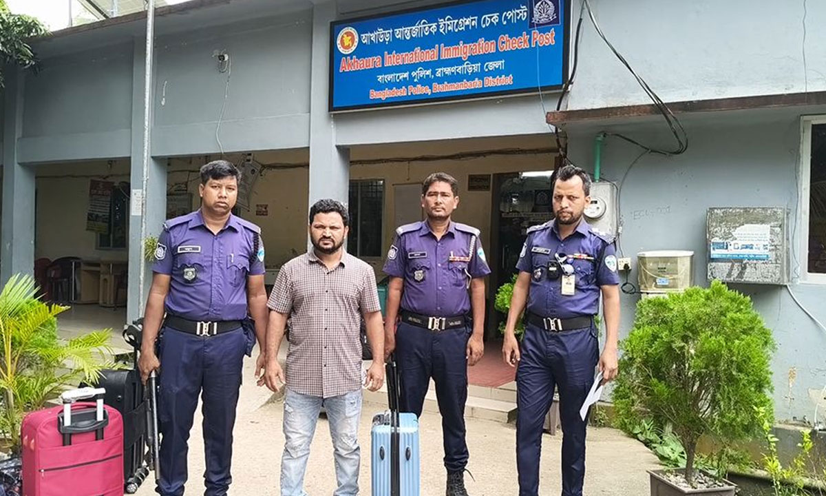 ভারতে পালানোর সময় হত্যা মামলার আসামি ইদ্রিস গ্রেপ্তার