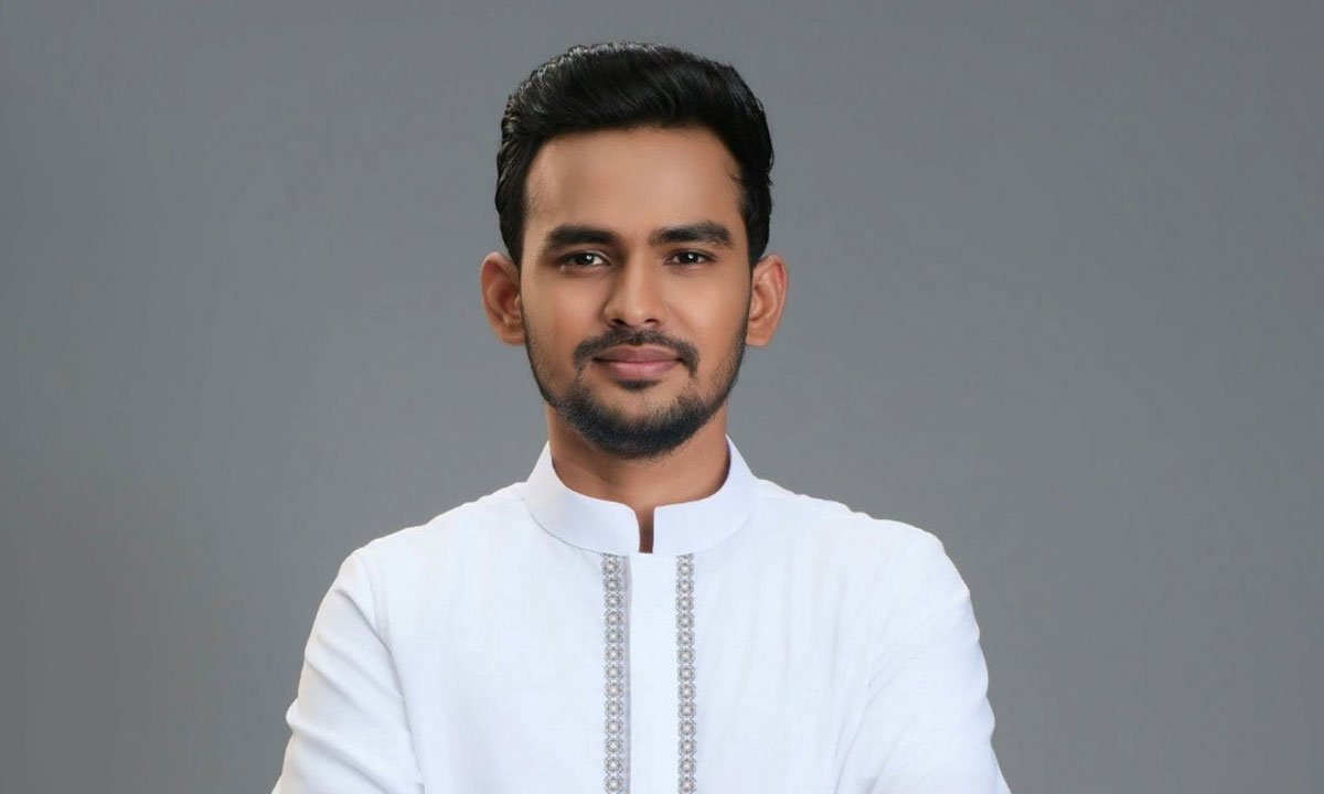 আসিফ মাহমুদের দেশত্যাগে নিষেধাজ্ঞা চায় দুদক