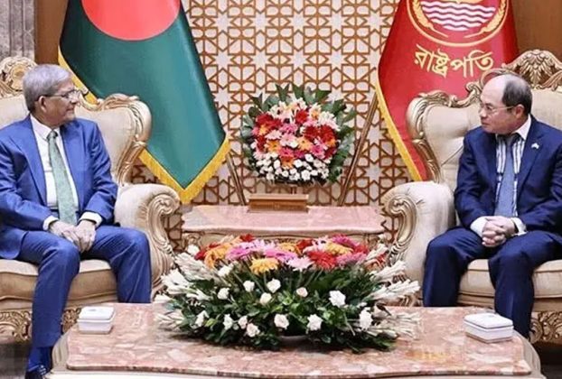 বাংলাদেশিদের ভিয়েতনাম ভিসা সহজ করার আহ্বান রাষ্ট্রপতির