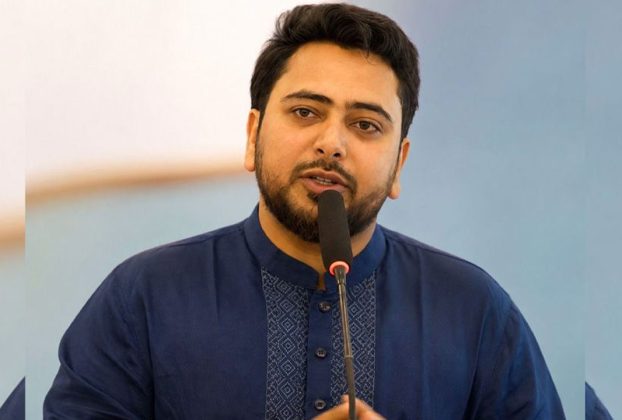 ৫ আগস্ট বিকেল থেকেই বিএনপির চাঁদাবাজি-দখলদারিত্ব শুরু: নাহিদ ইসলাম