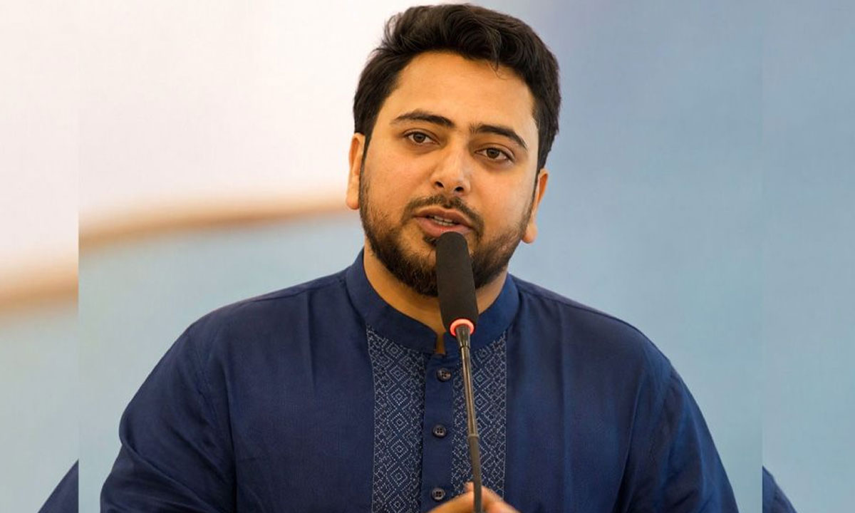 ৫ আগস্ট বিকেল থেকেই বিএনপির চাঁদাবাজি-দখলদারিত্ব শুরু: নাহিদ ইসলাম