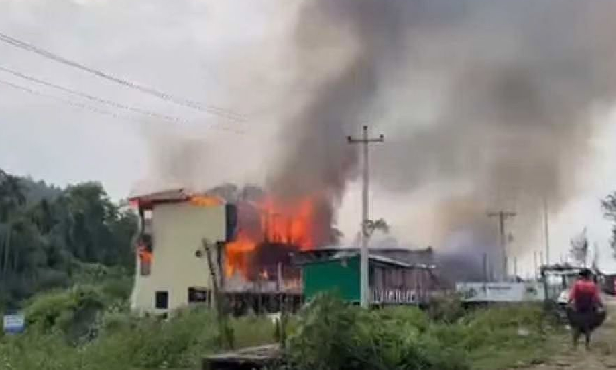 কক্সবাজারের ইনানীতে টুপটুপ রিসোর্টে অগ্নিকাণ্ড, নিহত ৫