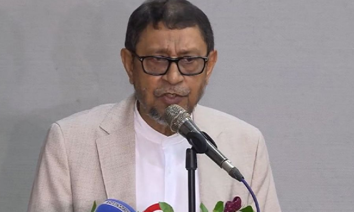 মুরাদনগর হাসপাতালে অনুপস্থিত ৫ চিকিৎসকের বিরুদ্ধে ব্যবস্থা নেওয়ার নির্দেশ